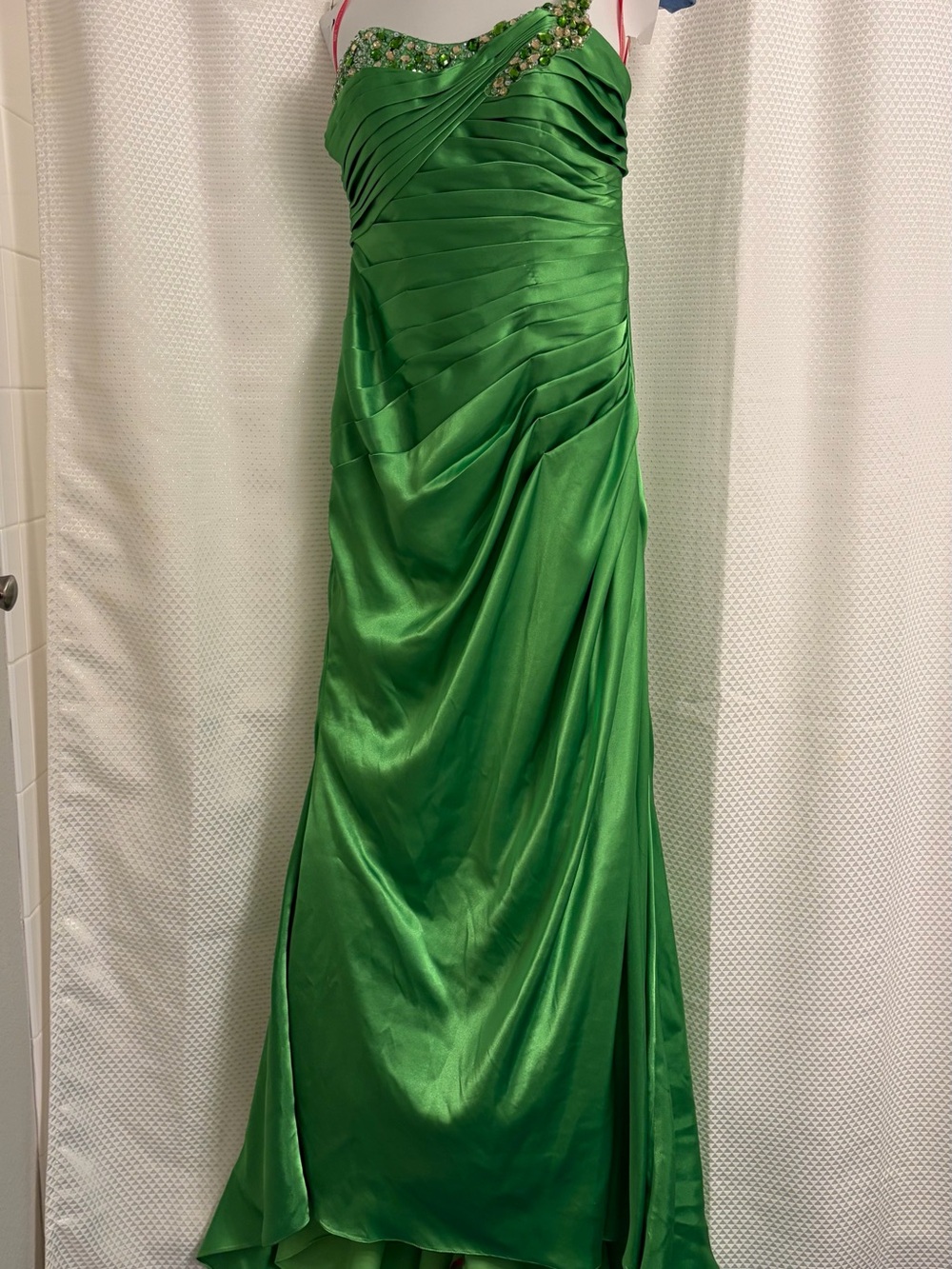 Maggie Sottero Emerald Green One-Shoulder Satin Prom Gown